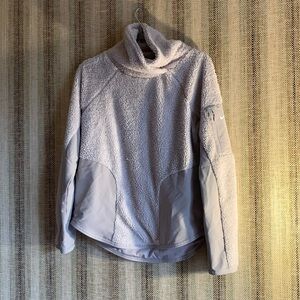 Nike Sweater Hoodie Pullover Women's Size Small White Turtleneck Athletic